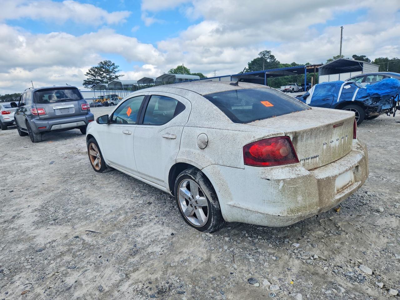 2013 DODGE Avenger