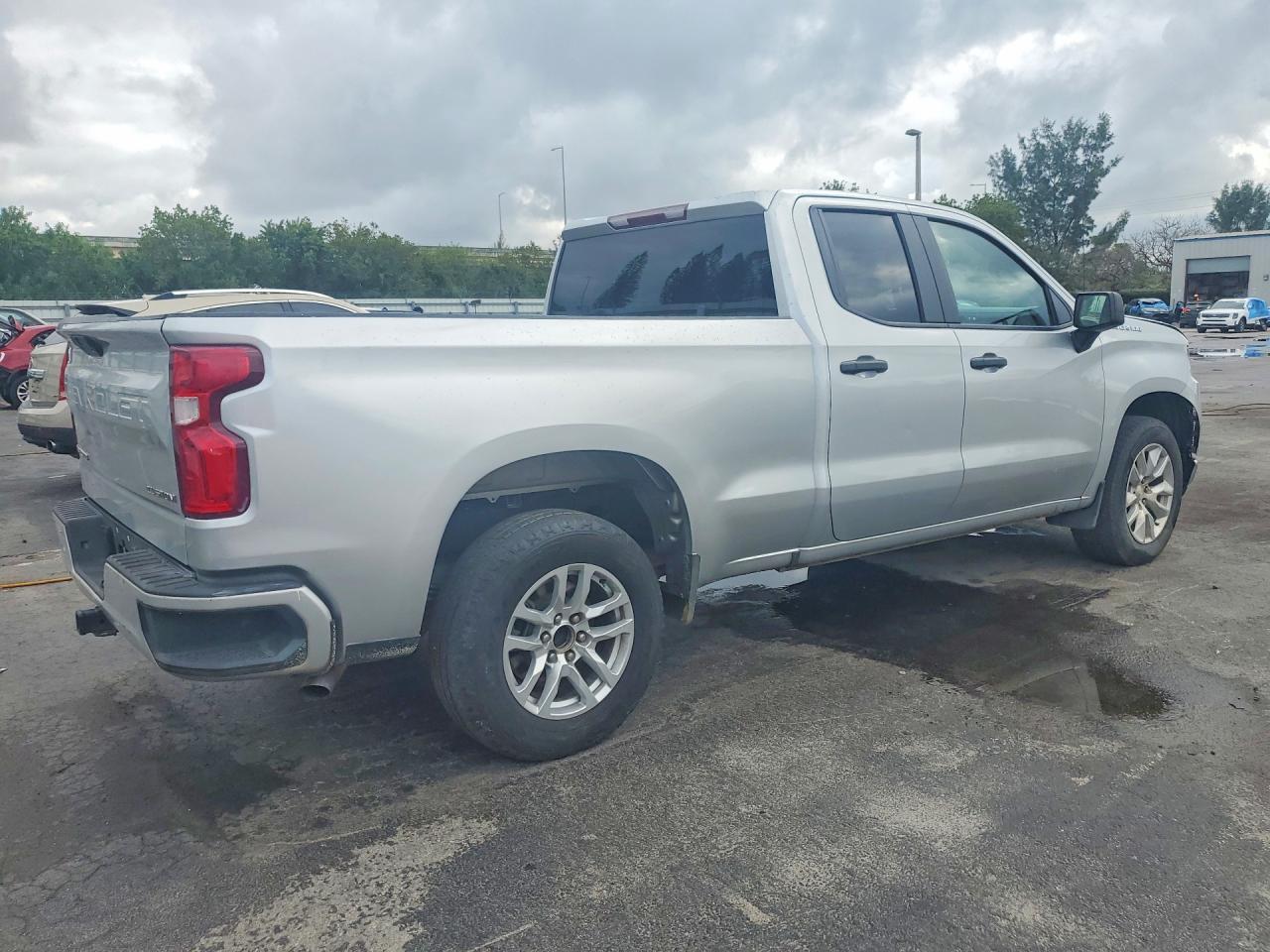 2022 CHEVROLET Silverado