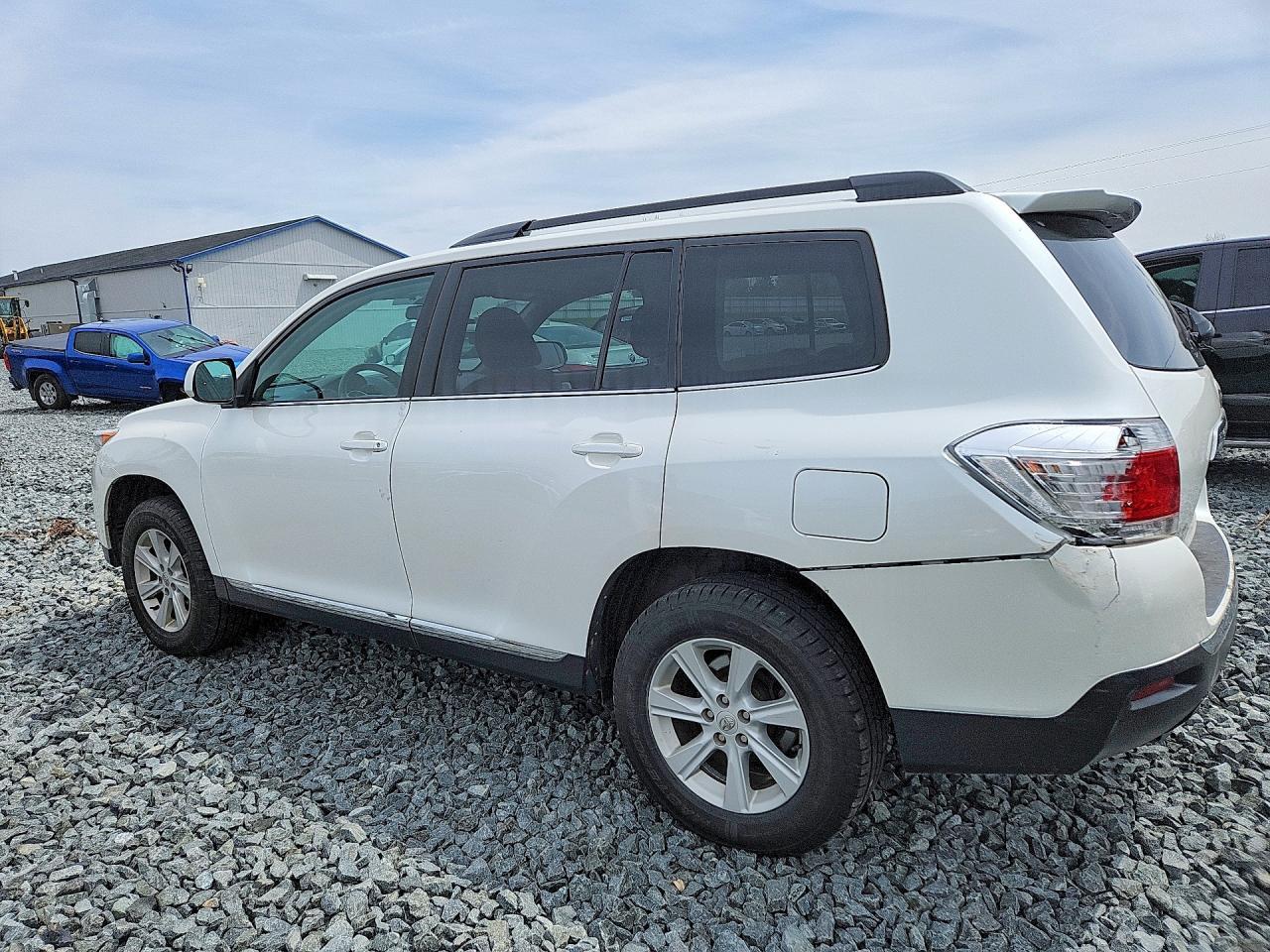 2013 TOYOTA HIGHLANDER