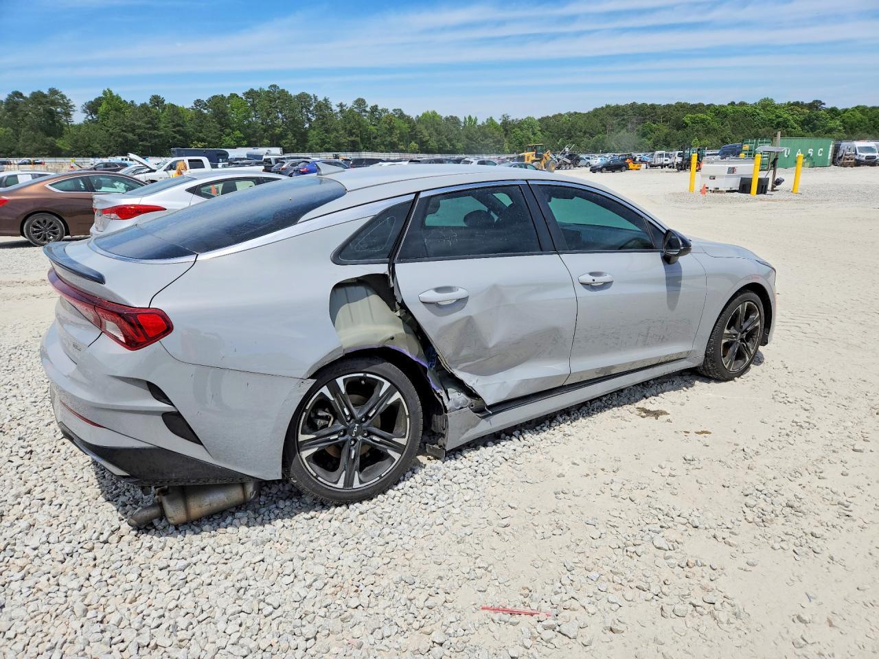2023 KIA K5