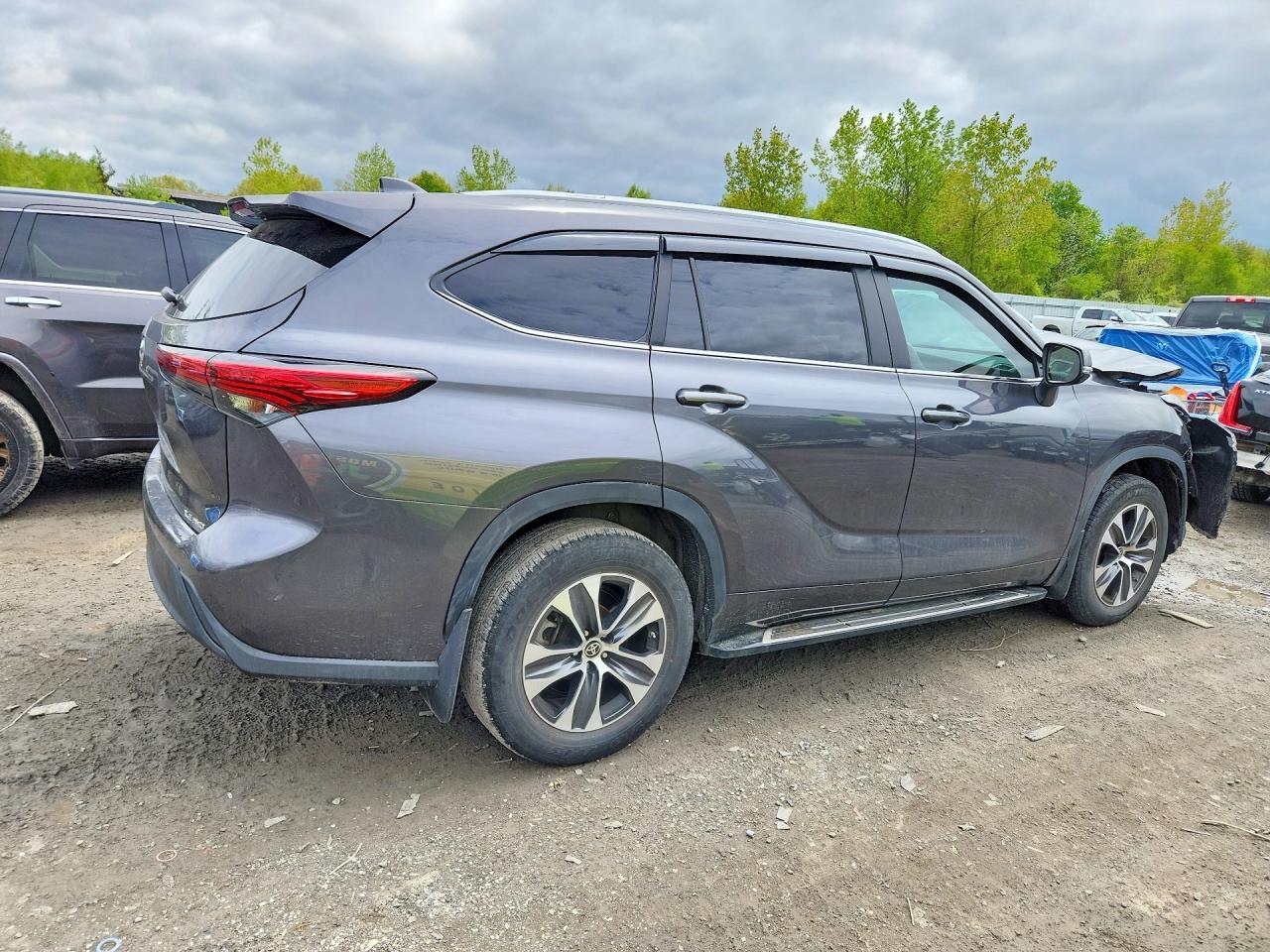 2023 TOYOTA HIGHLANDER