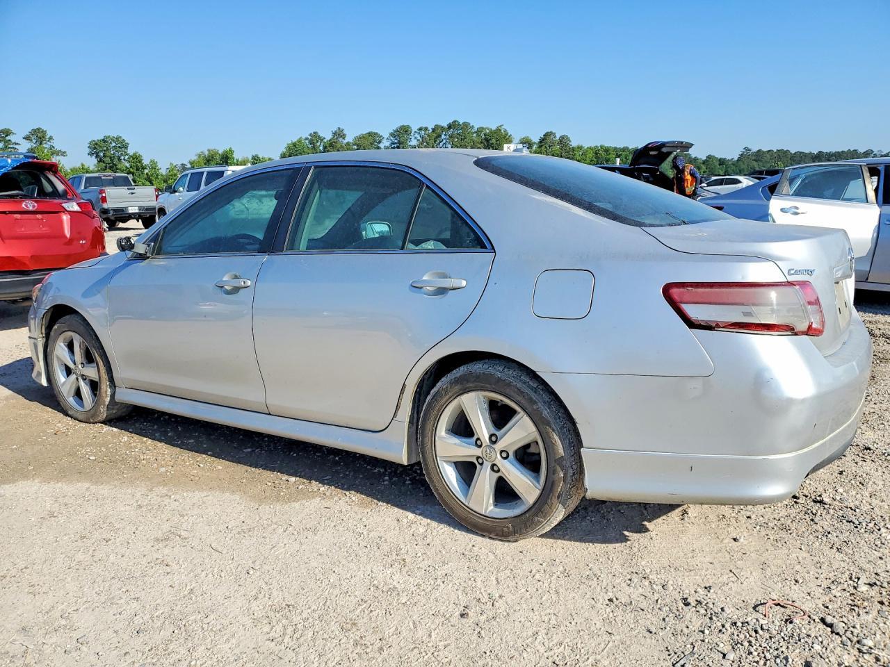 2011 TOYOTA CAMRY