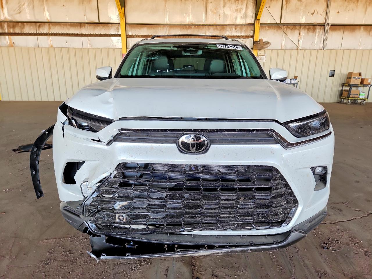 2026 TOYOTA HIGHLANDER