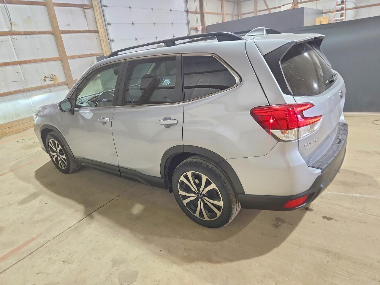 2021 SUBARU FORESTER