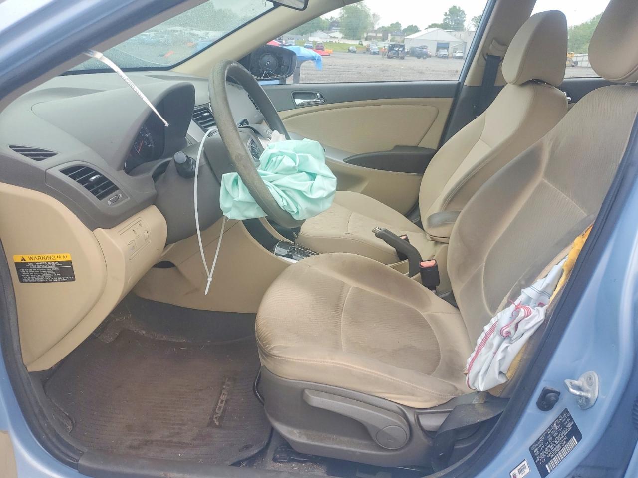 2013 HYUNDAI ACCENT