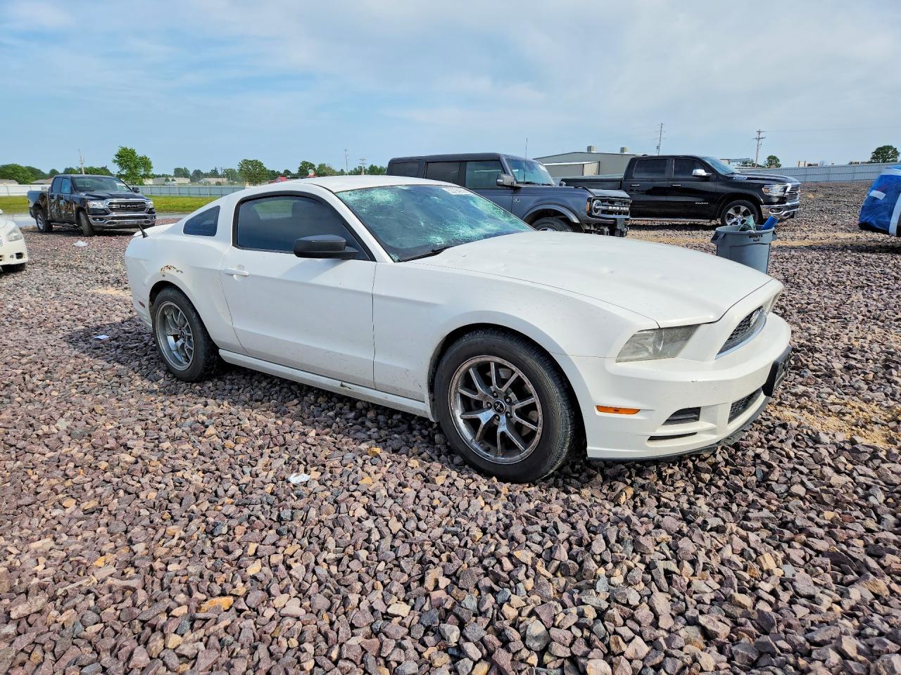 2013 FORD MUSTANG