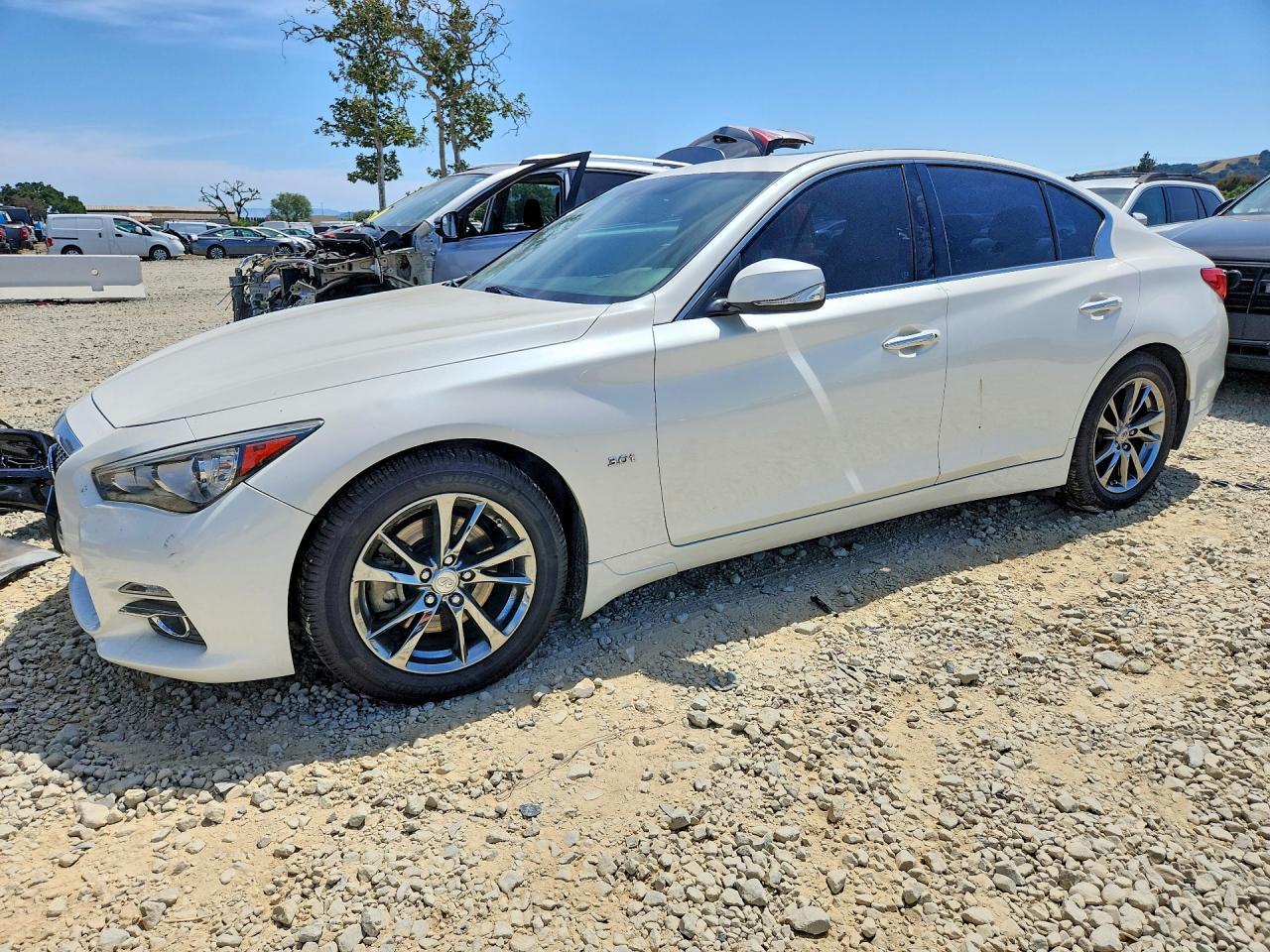 2017 INFINITI Q50