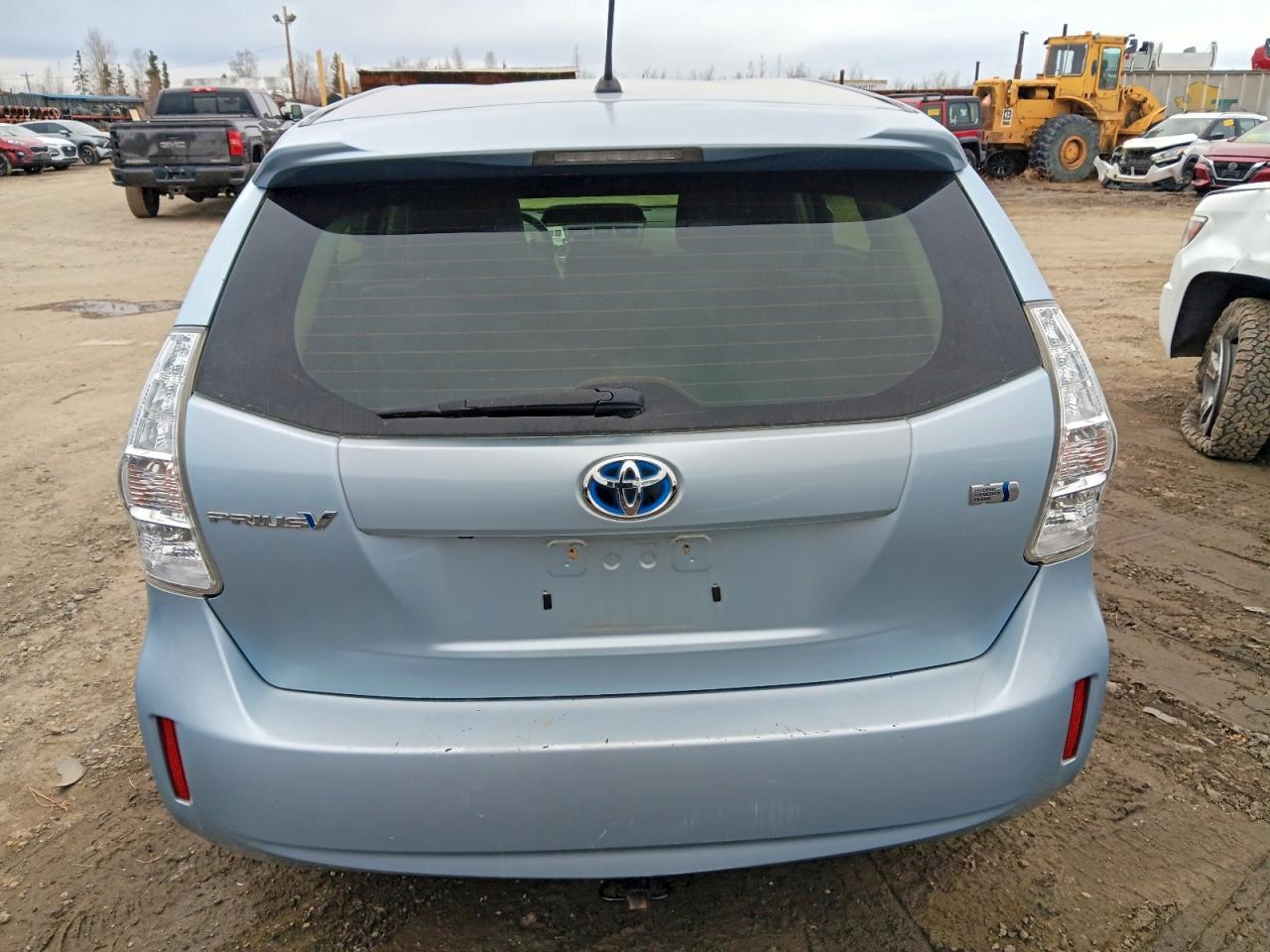 2012 TOYOTA PRIUS V