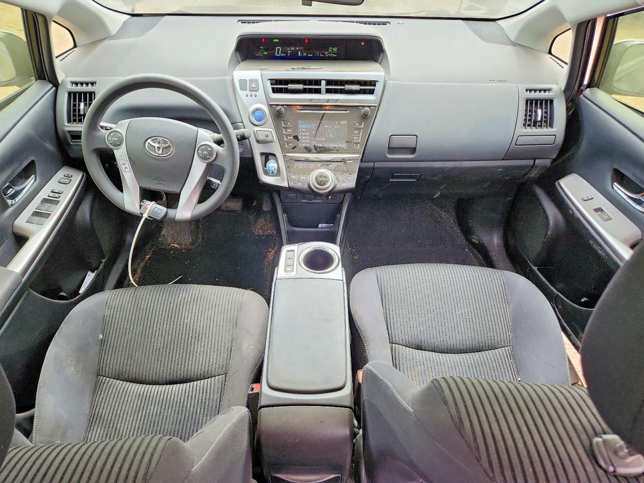 2017 TOYOTA PRIUS V