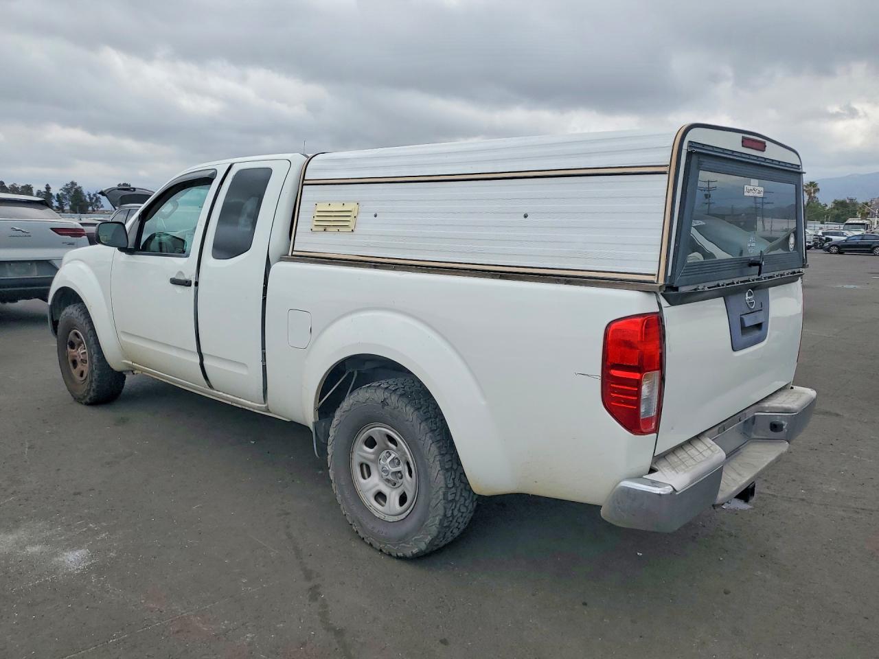 2016 NISSAN Frontier
