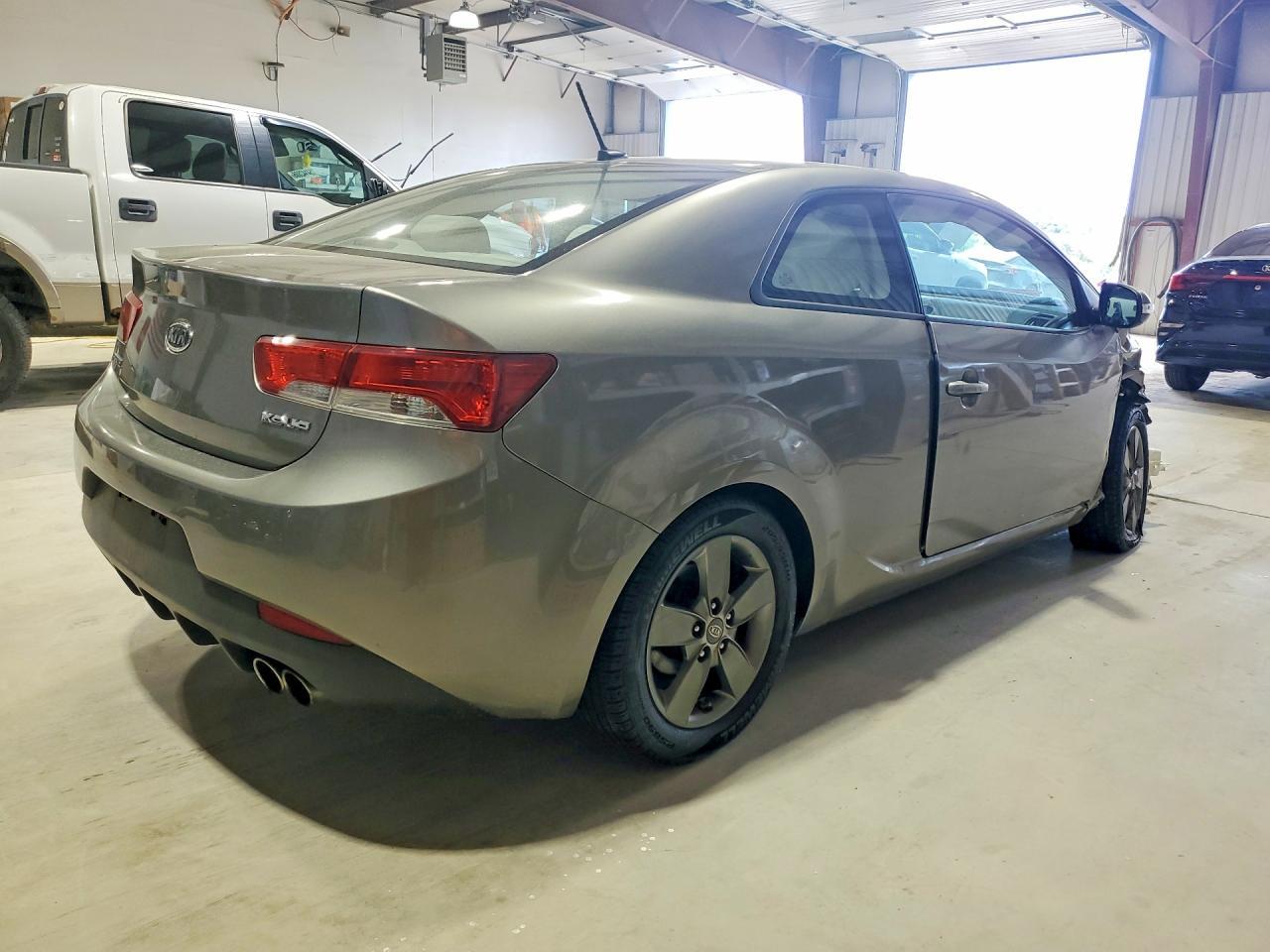 2010 KIA FORTE