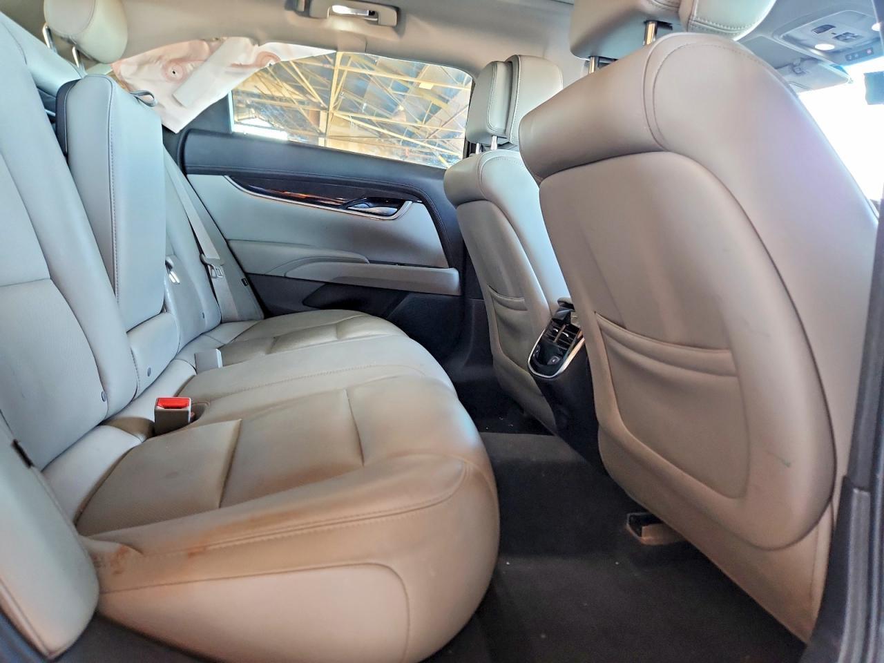 2013 CADILLAC XTS