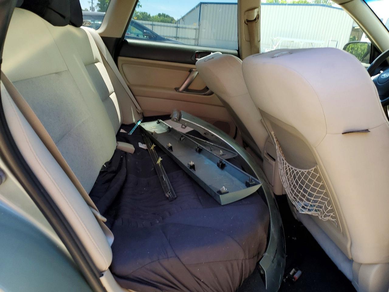 2009 SUBARU Outback