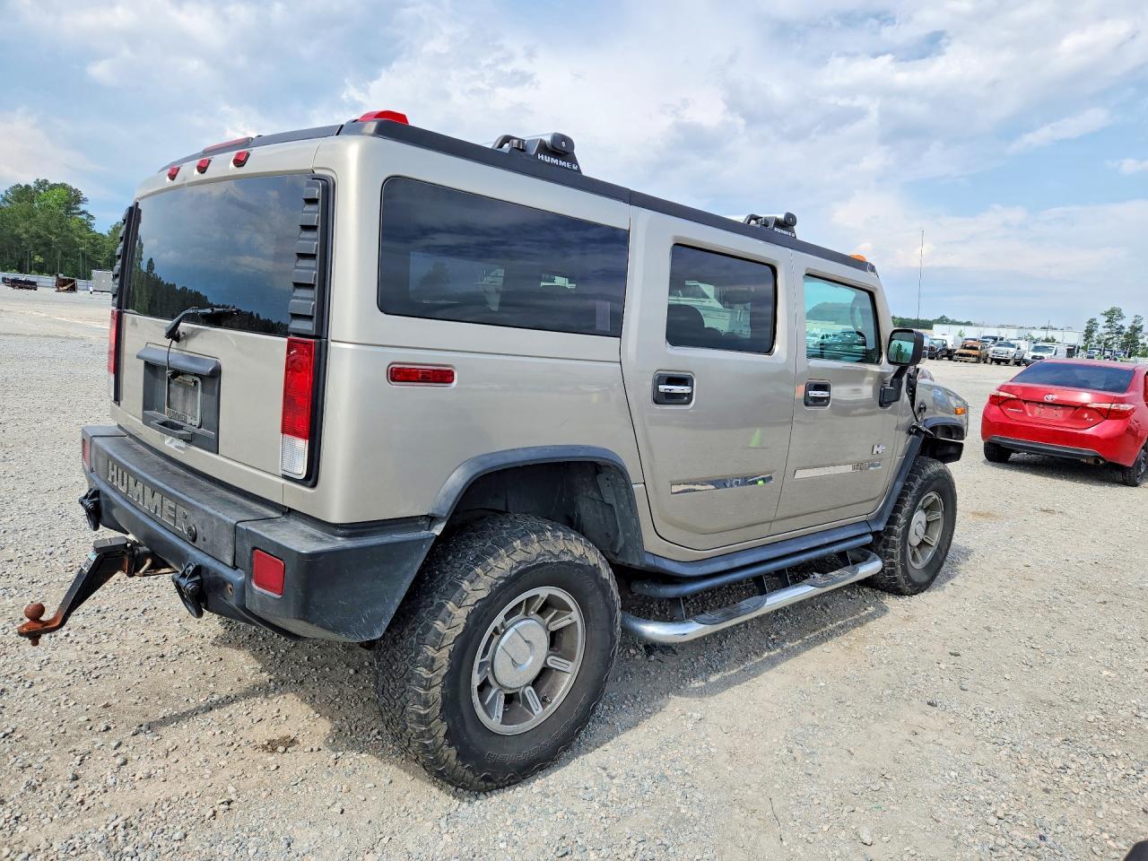 2005 HUMMER H2
