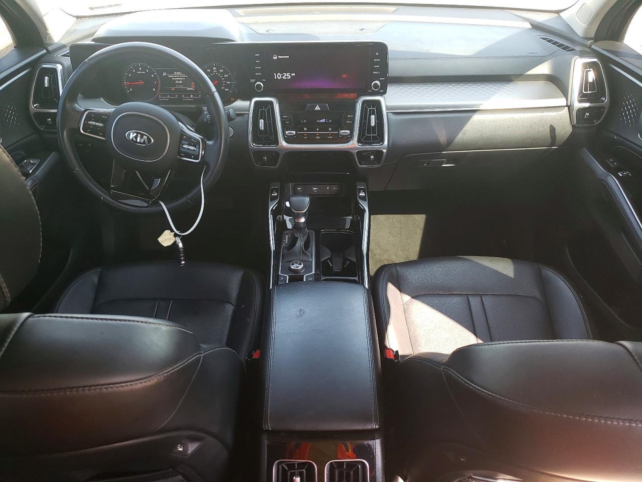 2021 KIA SORENTO