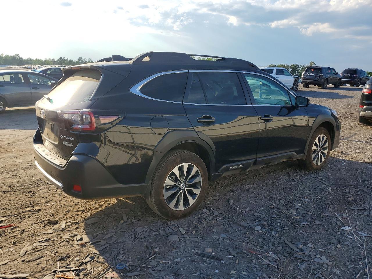 2025 SUBARU Outback