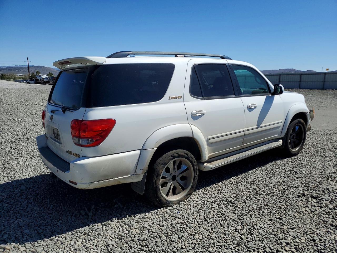 2005 TOYOTA Sequoia