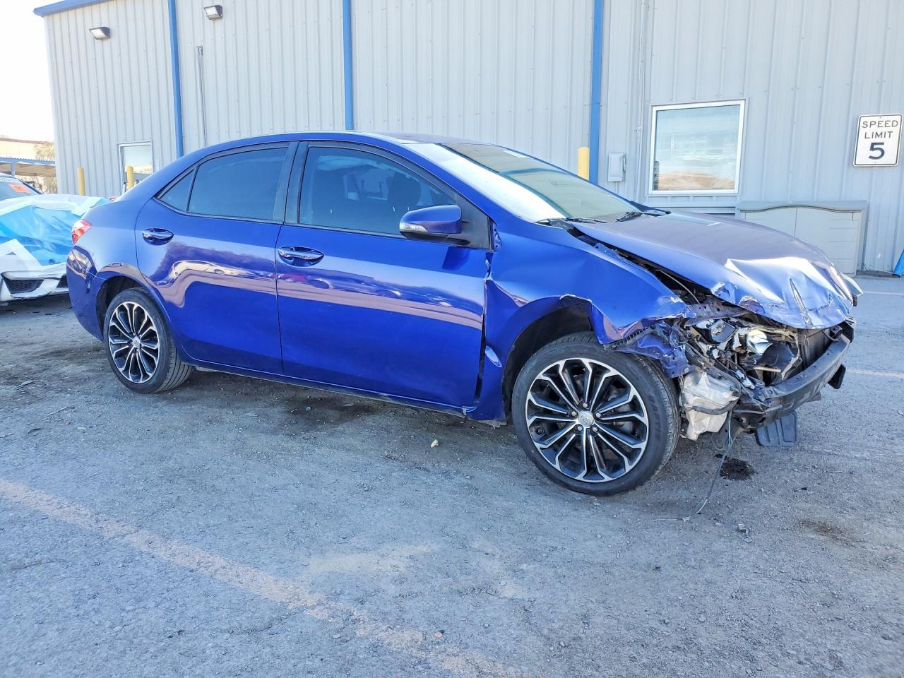 2016 TOYOTA COROLLA