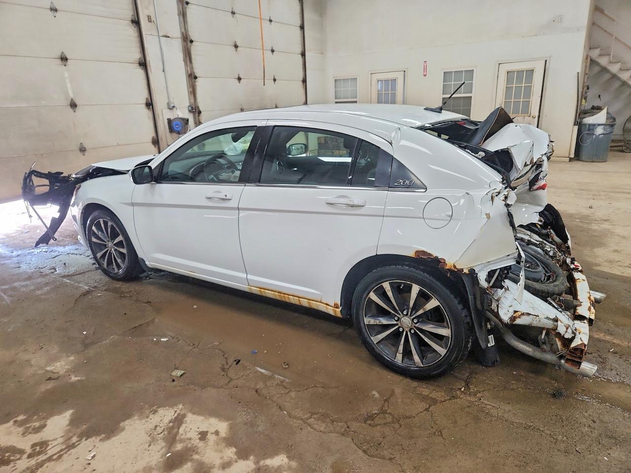 2012 CHRYSLER 200