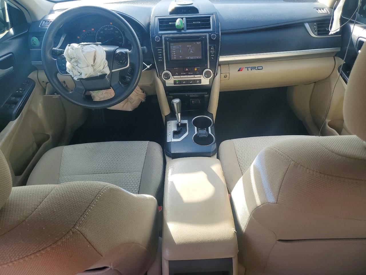 2014 TOYOTA CAMRY