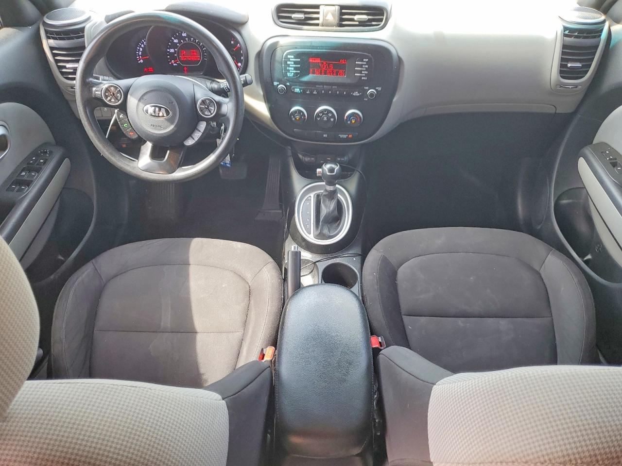 2016 KIA SOUL