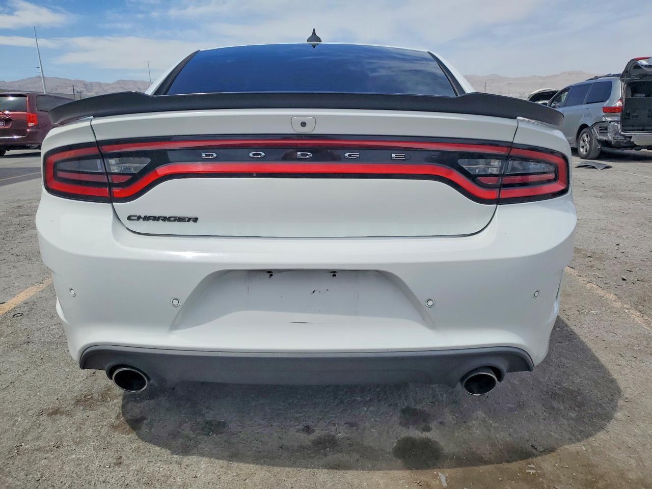 2017 DODGE CHARGER