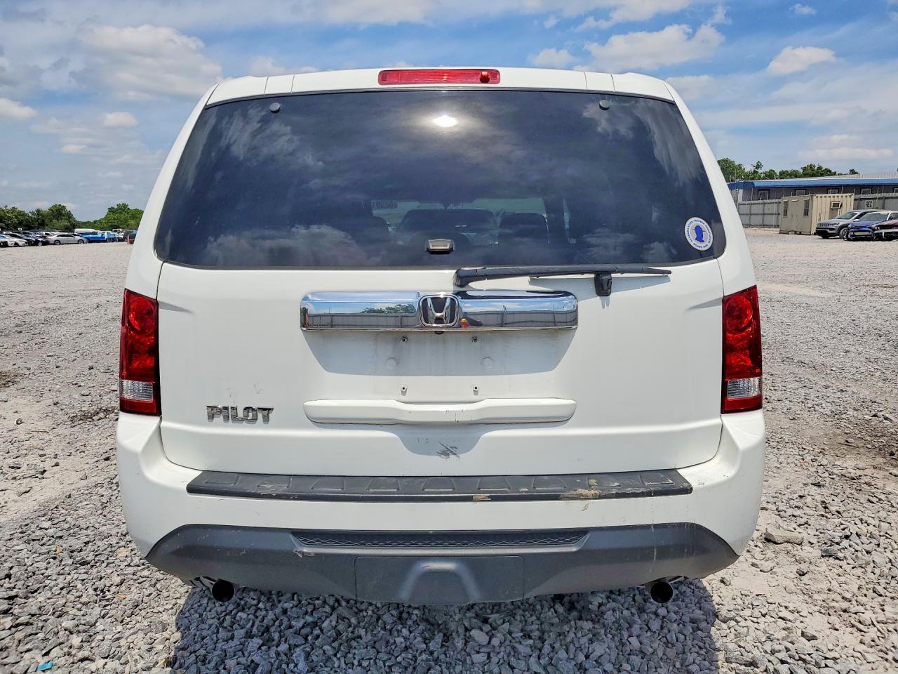 2015 HONDA PILOT