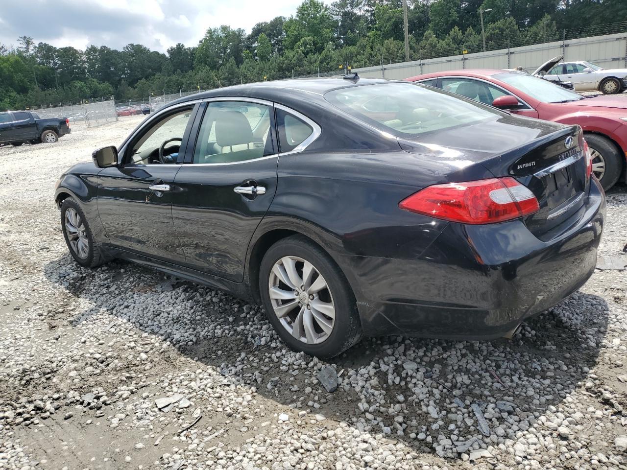 2011 INFINITI M37