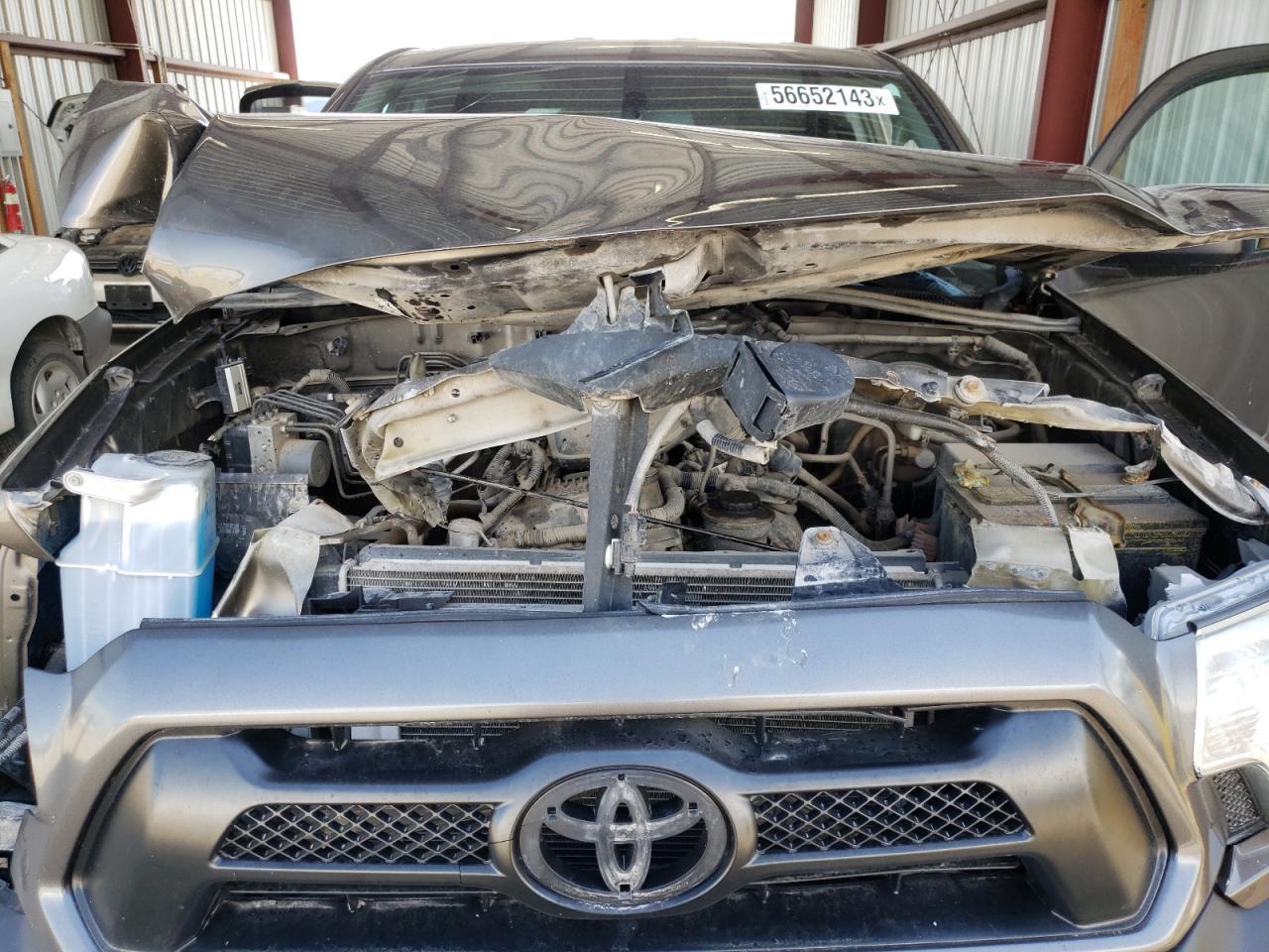 2015 TOYOTA TACOMA