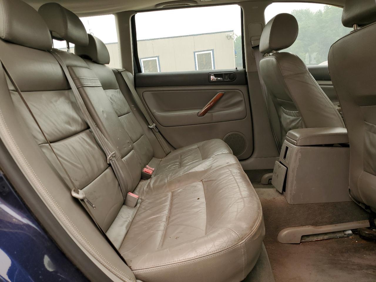 2002 VOLKSWAGEN Passat