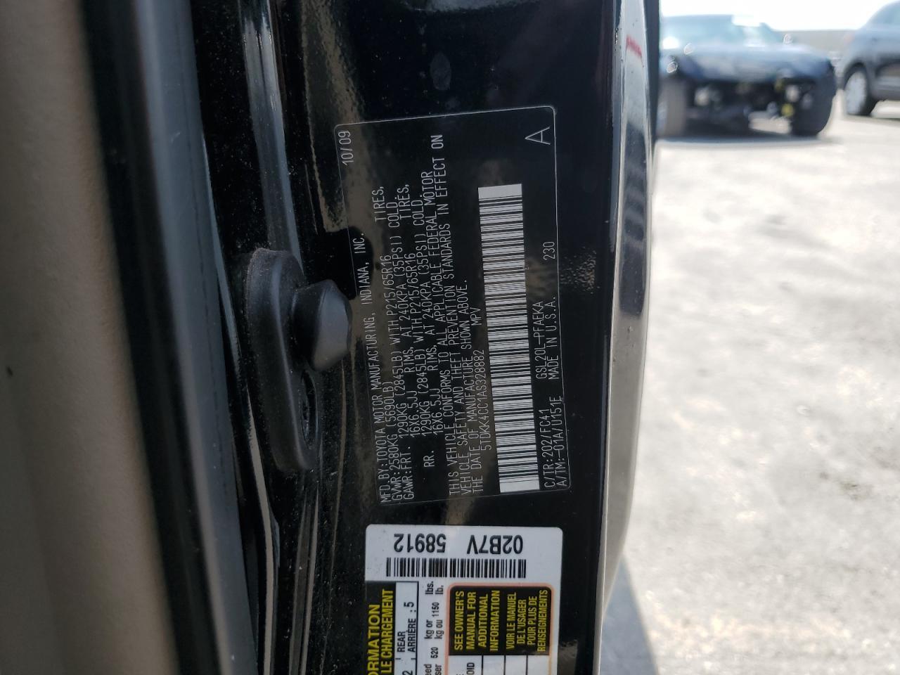 2010 TOYOTA SIENNA