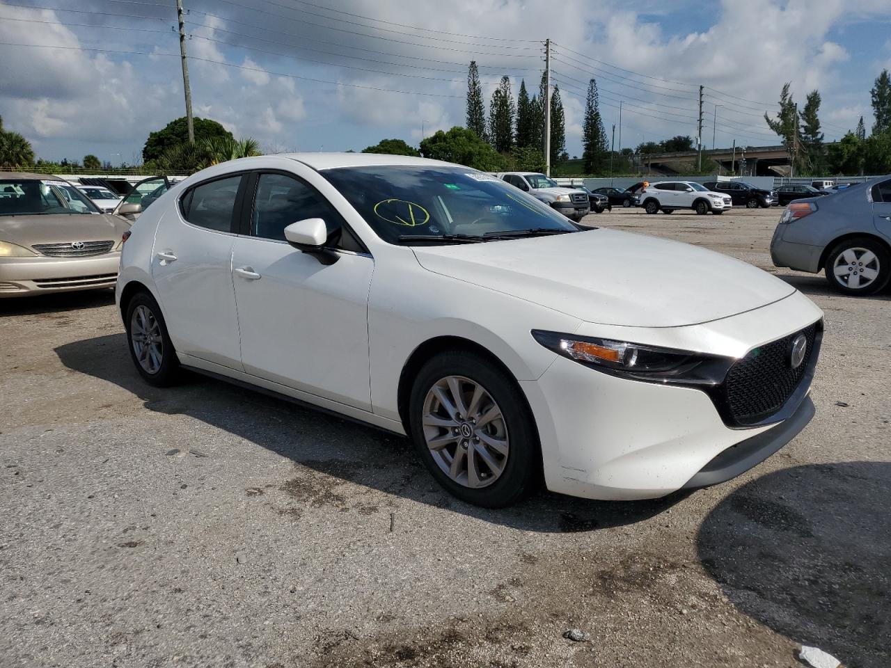 2021 MAZDA 3