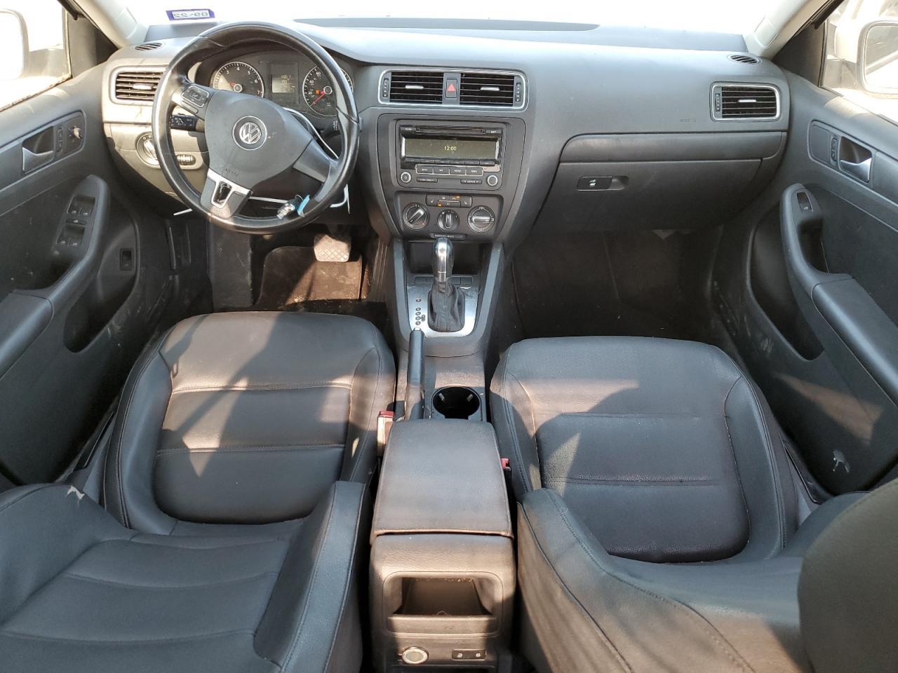 2012 VOLKSWAGEN JETTA