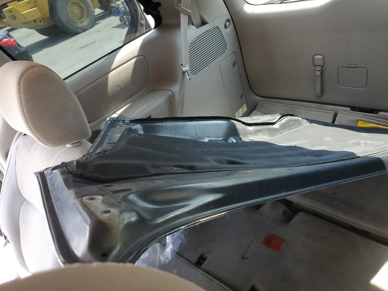 2010 TOYOTA SIENNA