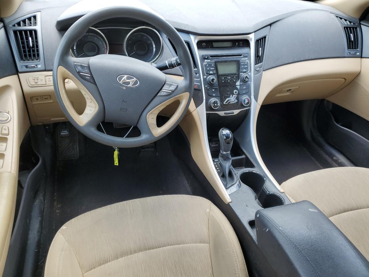 2011 HYUNDAI SONATA