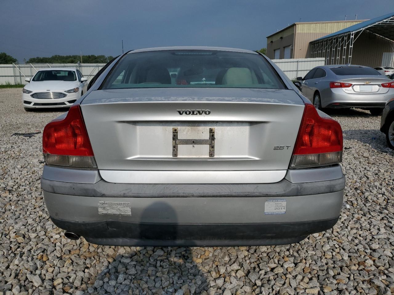 2004 VOLVO S60