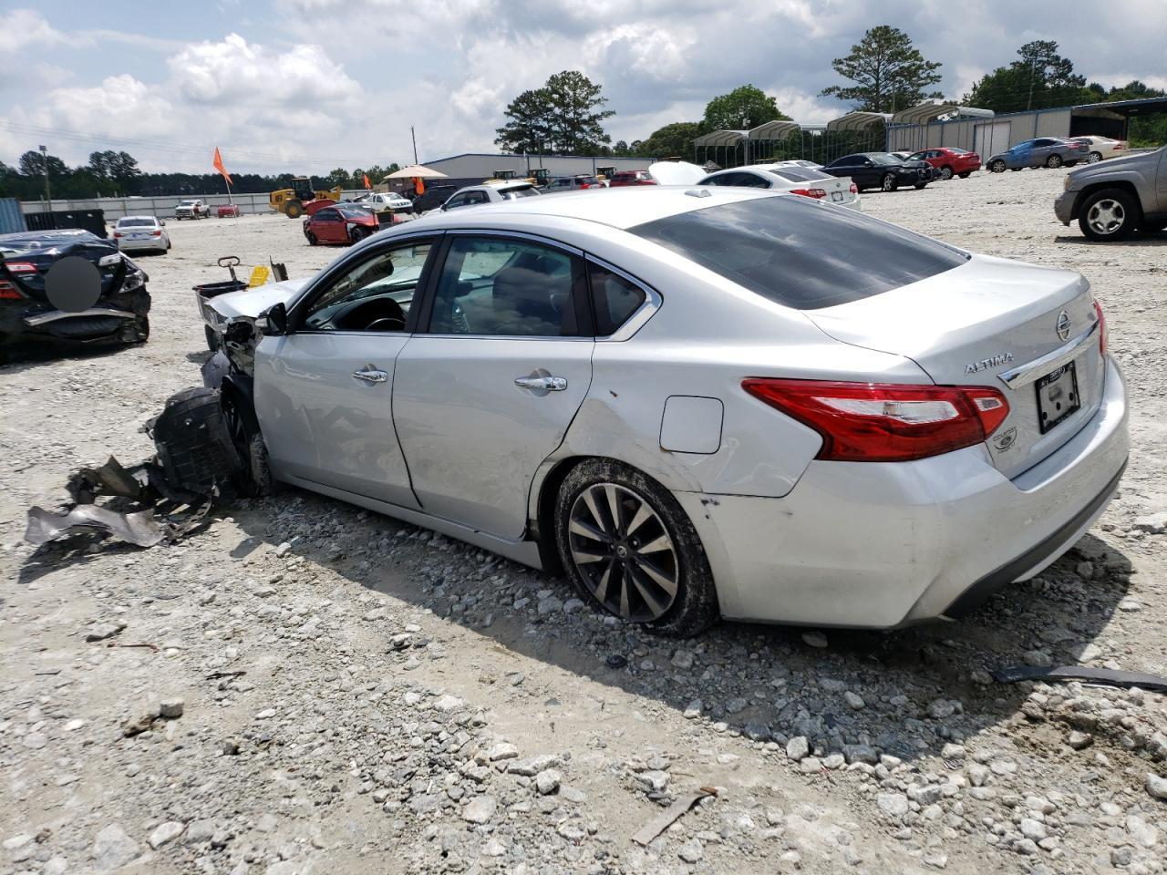 2017 NISSAN ALTIMA