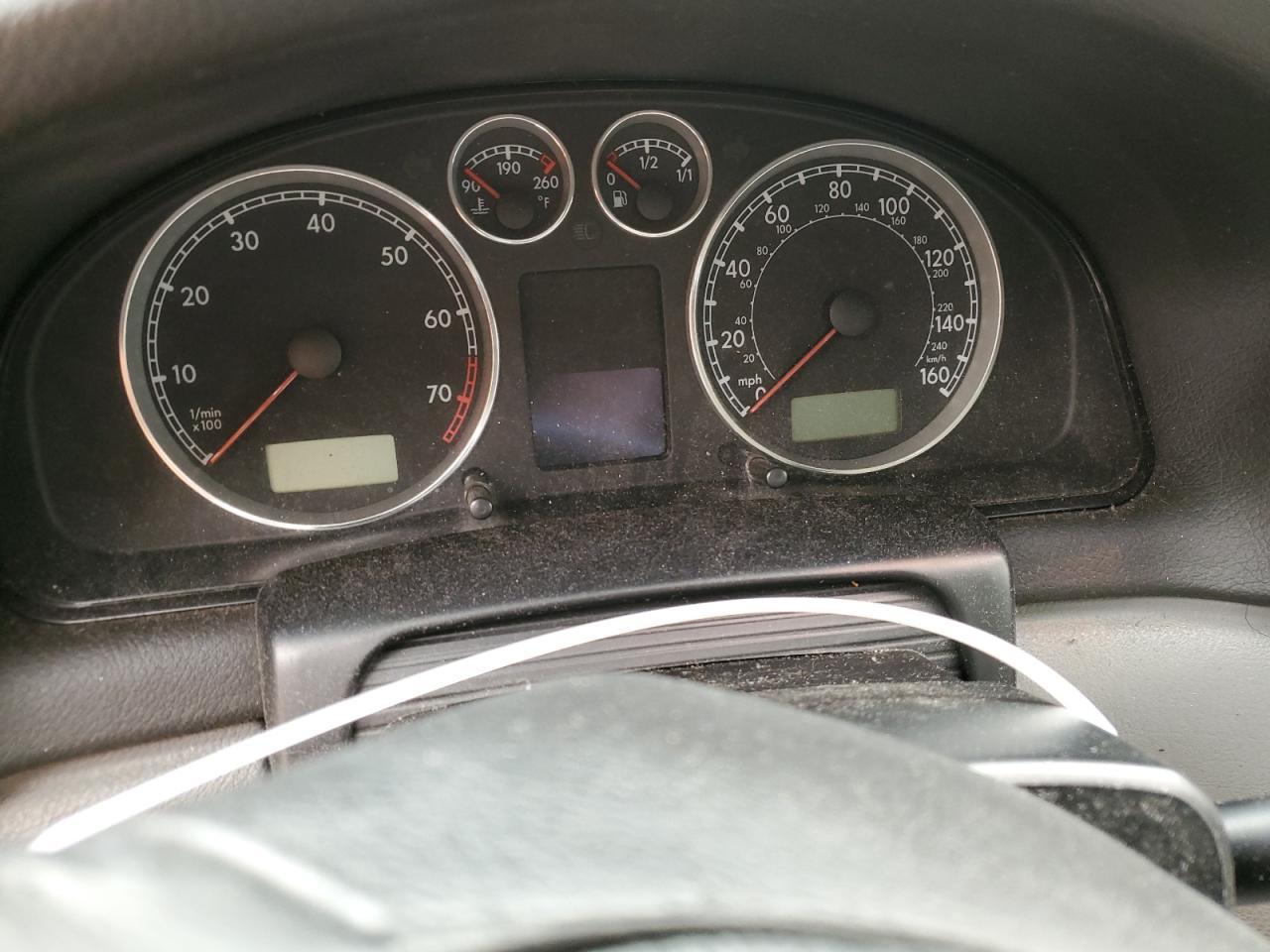 2002 VOLKSWAGEN Passat