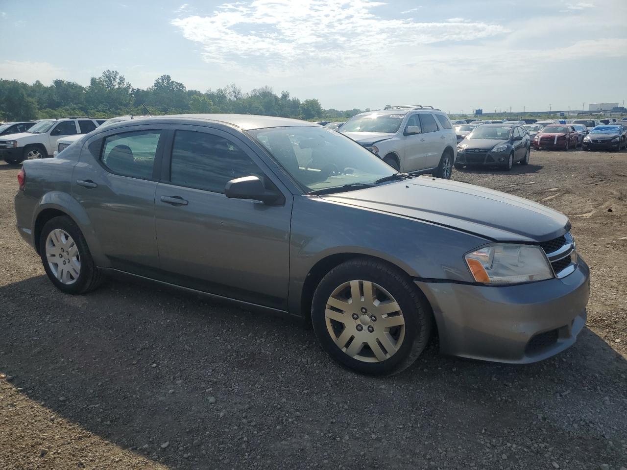 2013 DODGE Avenger