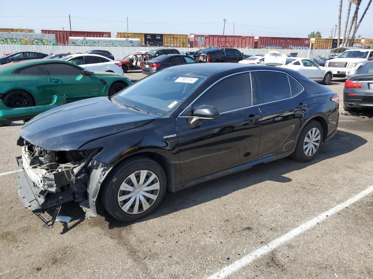 2018 TOYOTA CAMRY