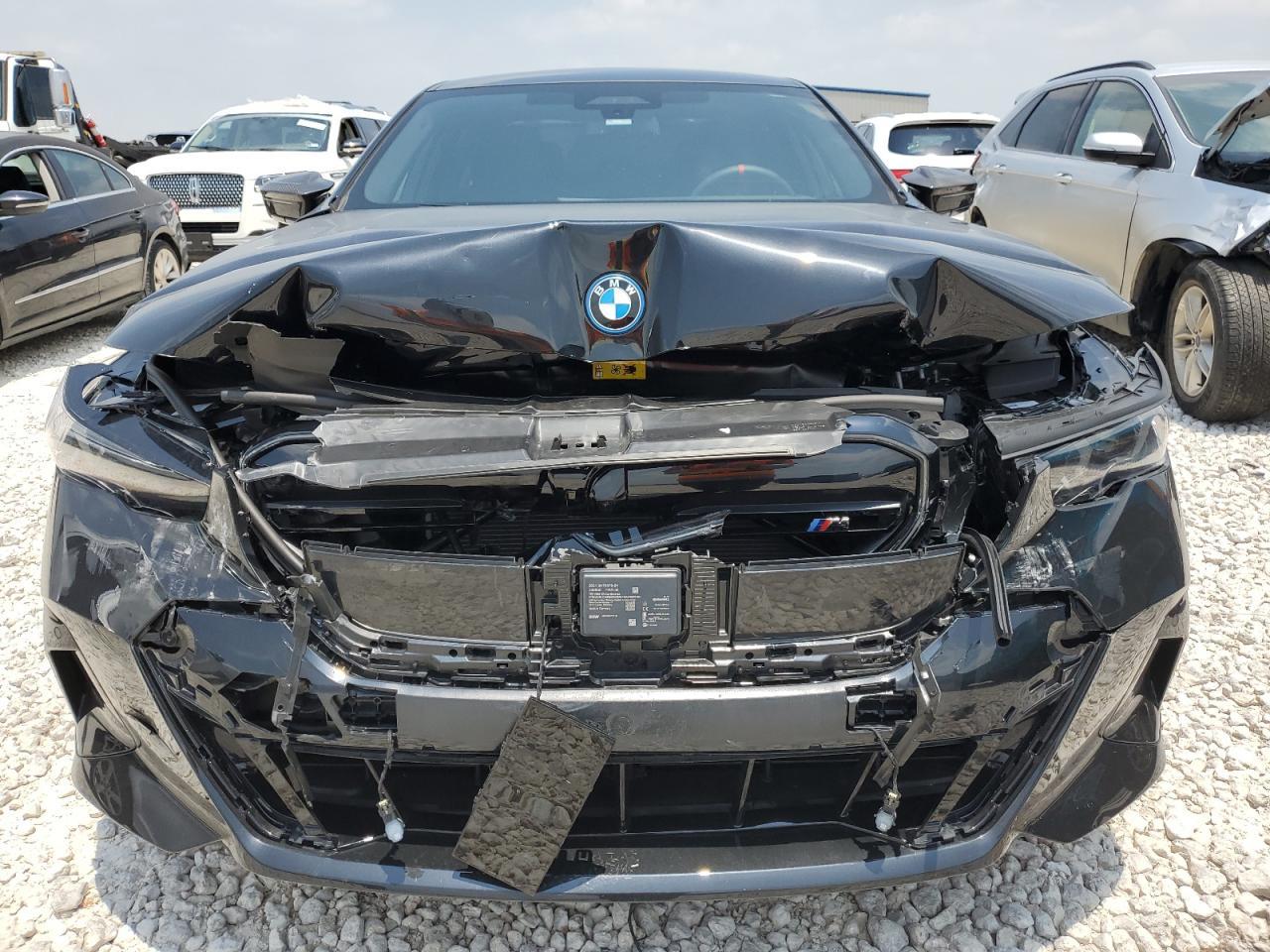 2024 BMW i5