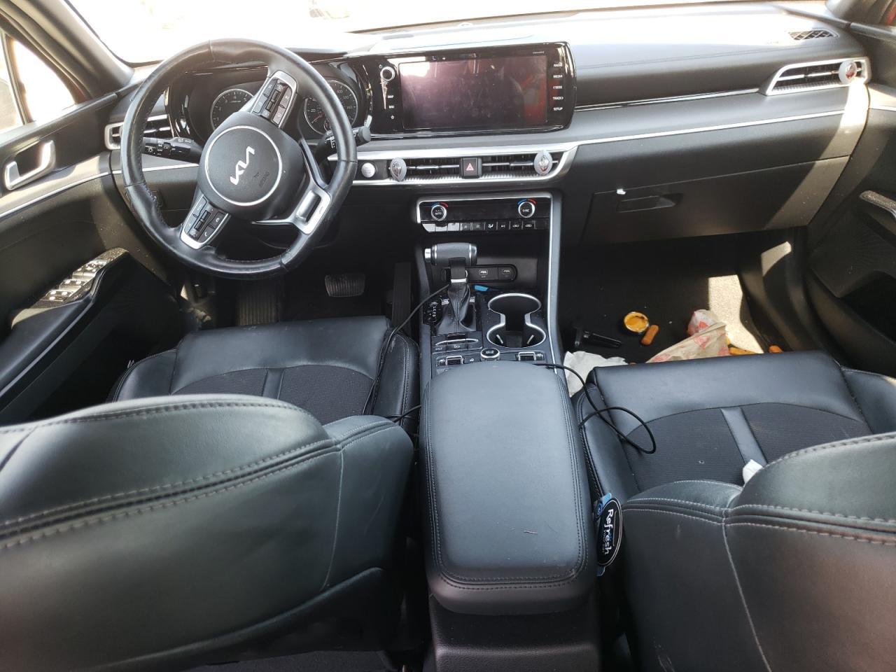2022 KIA K5