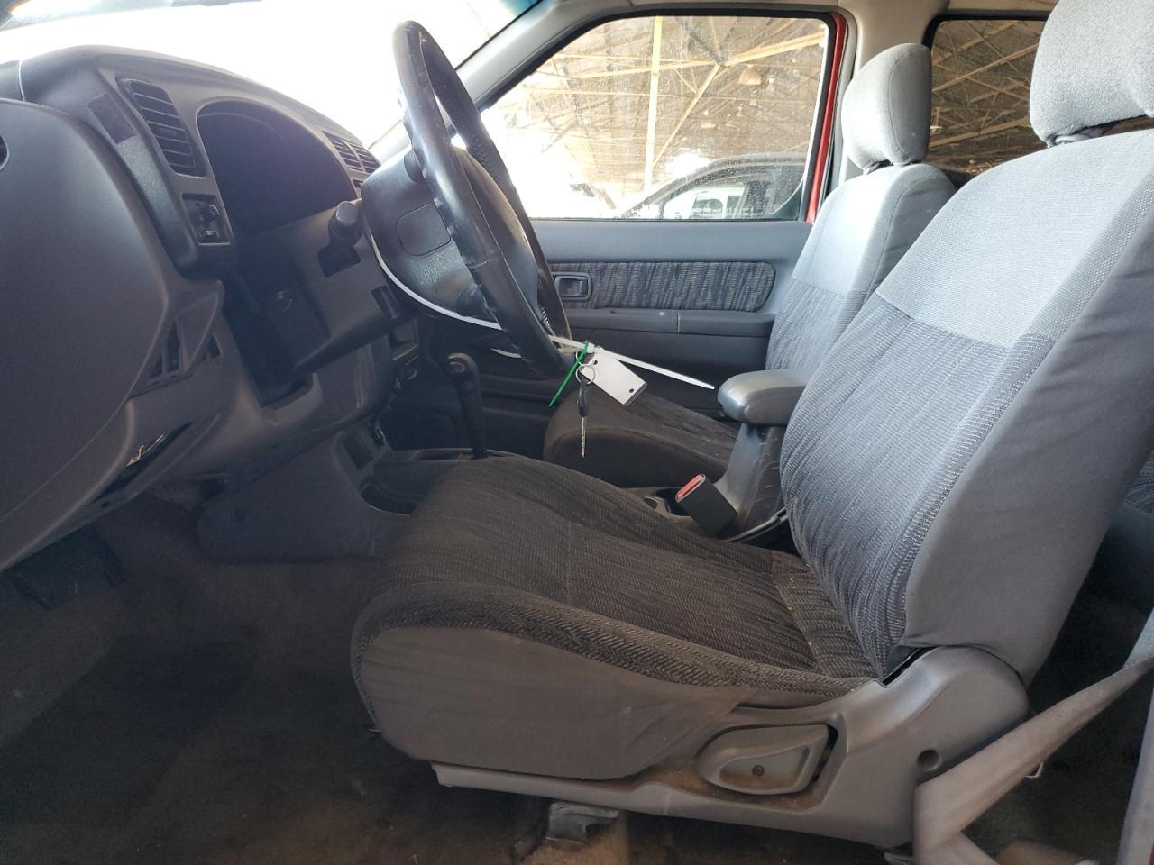 2000 NISSAN Frontier