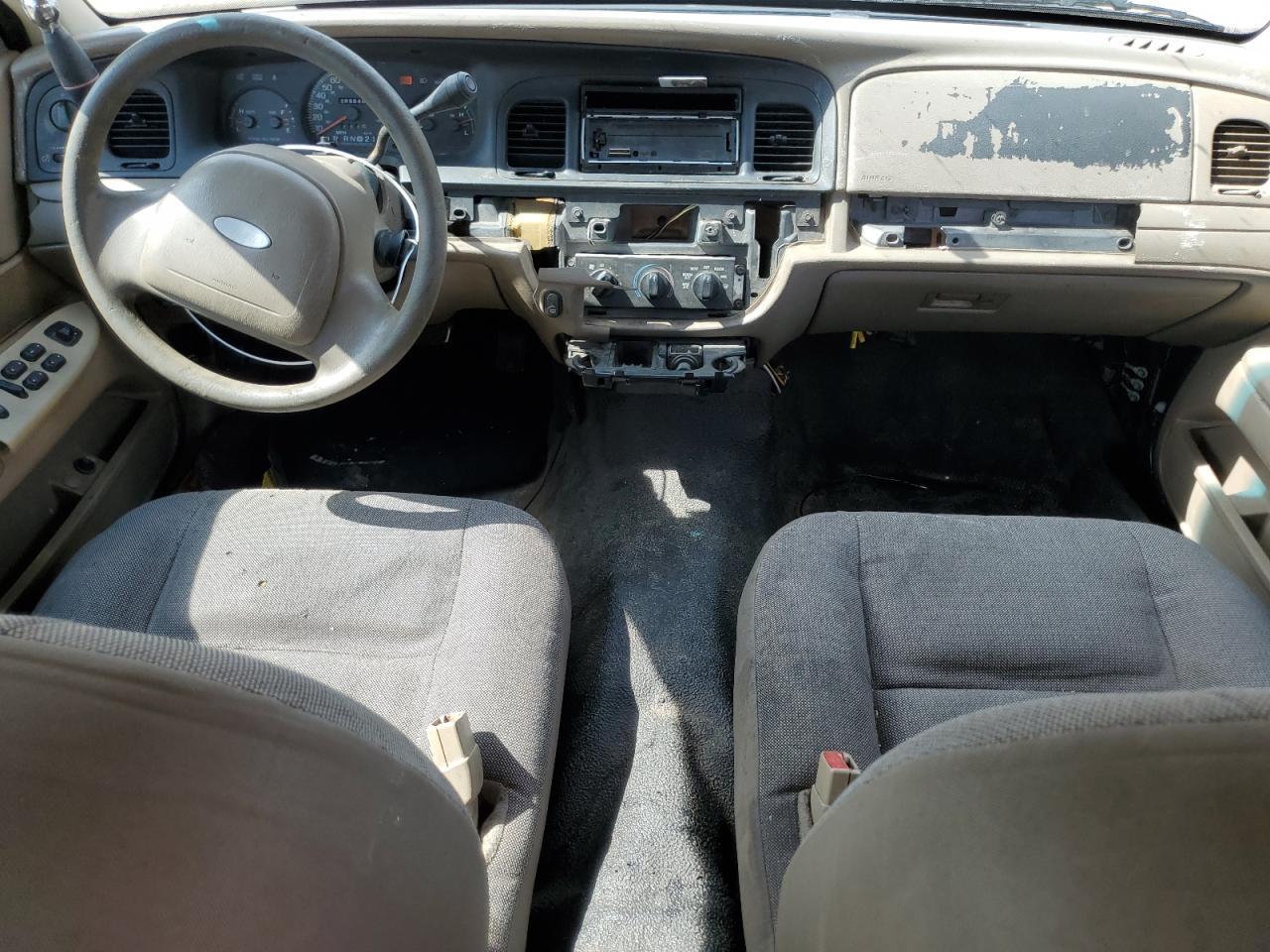 2004 FORD Crown Victoria