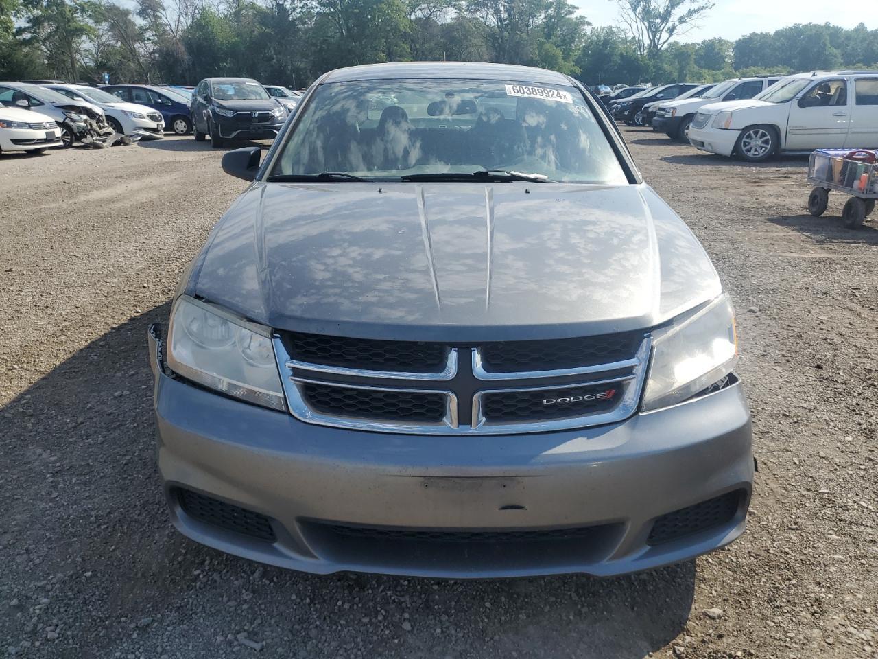 2013 DODGE Avenger