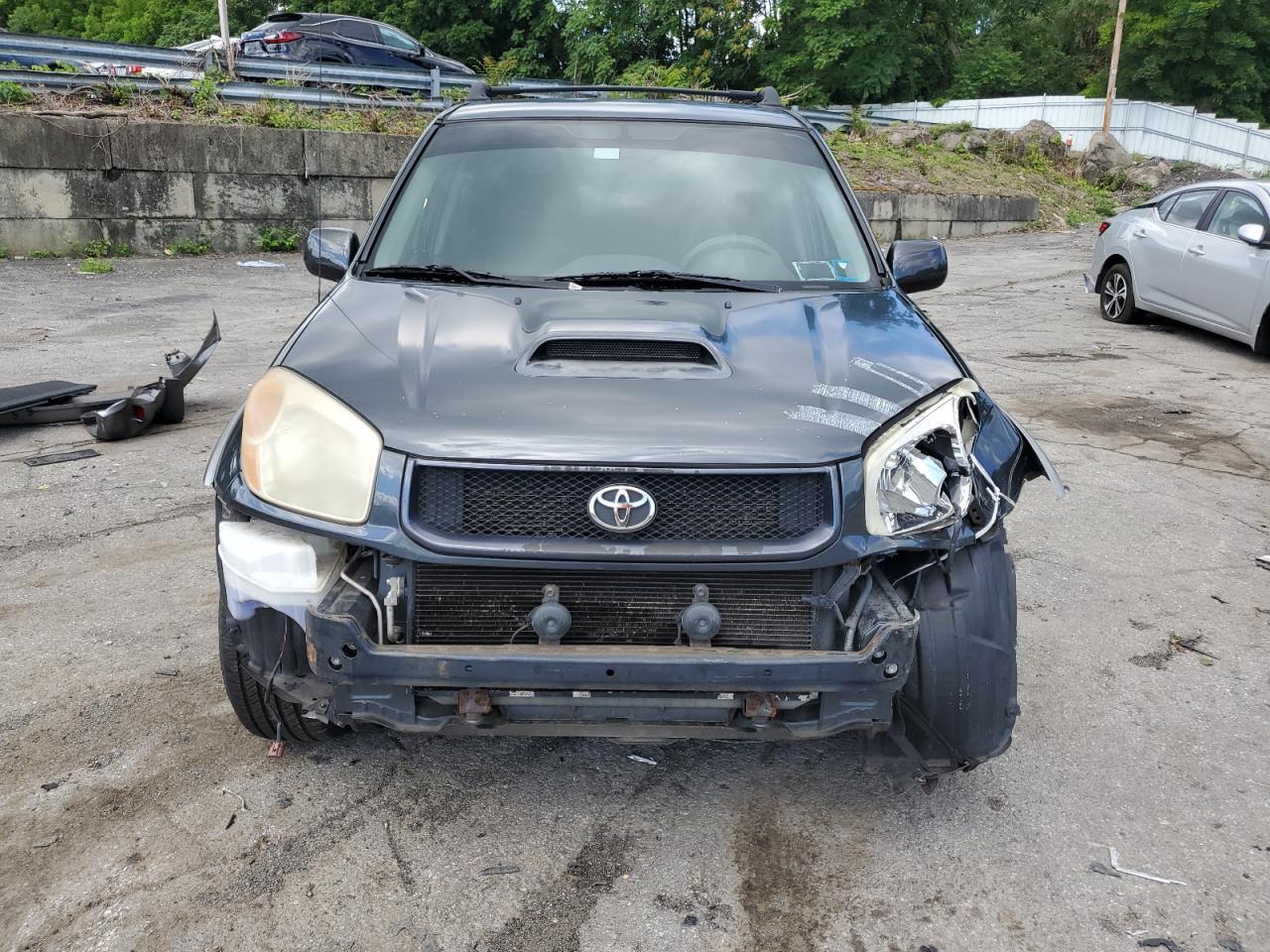 2005 TOYOTA RAV4