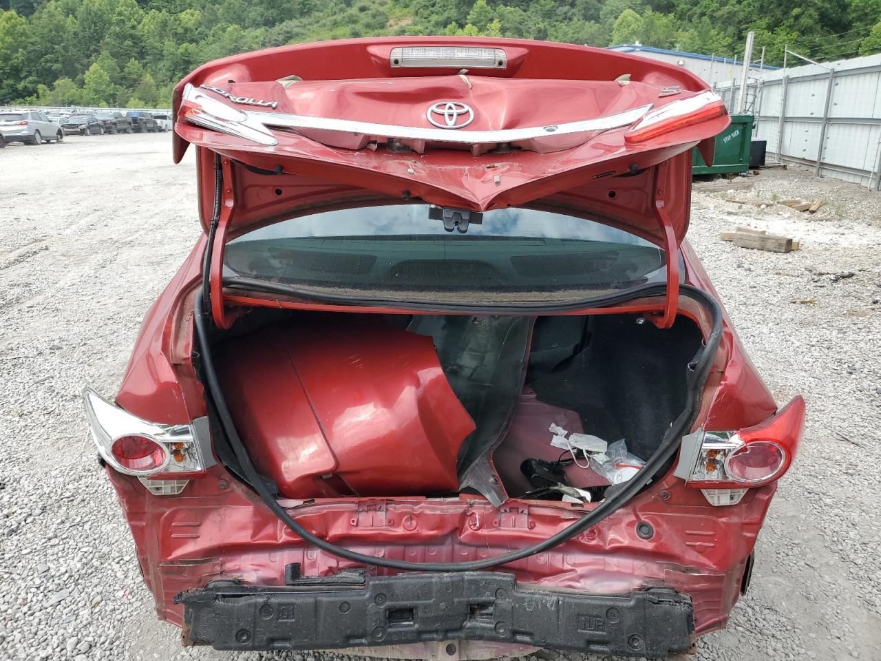 2011 TOYOTA COROLLA
