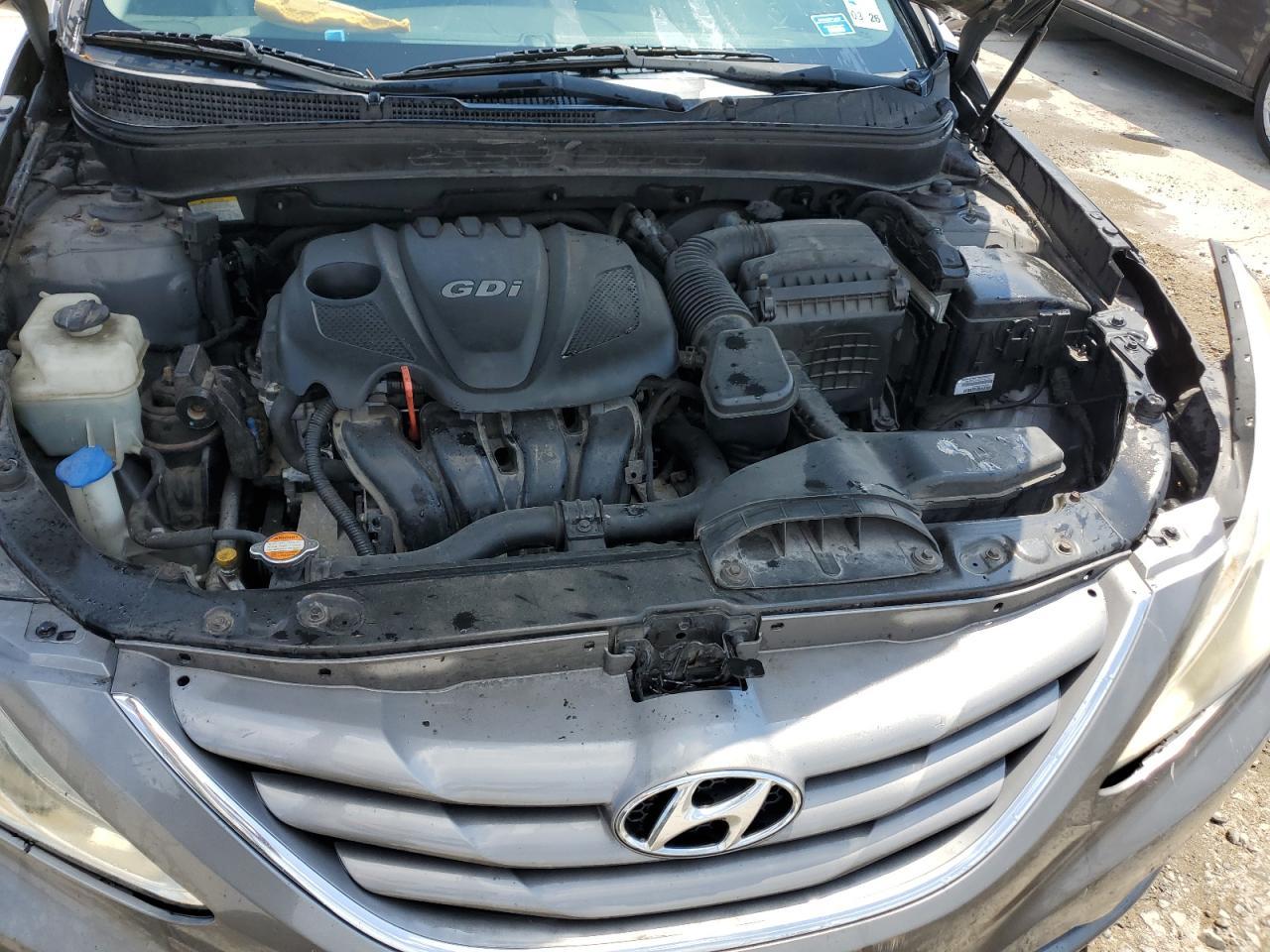 2011 HYUNDAI SONATA