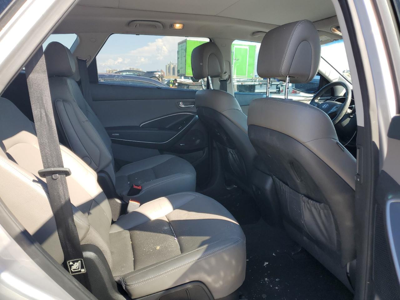 2016 HYUNDAI SANTA FE