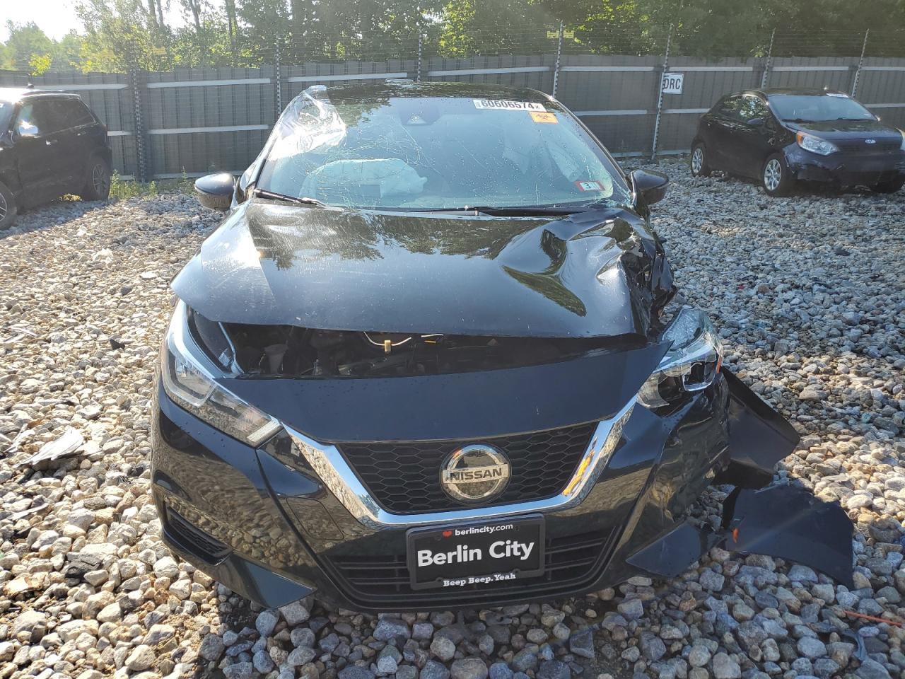 2021 NISSAN VERSA